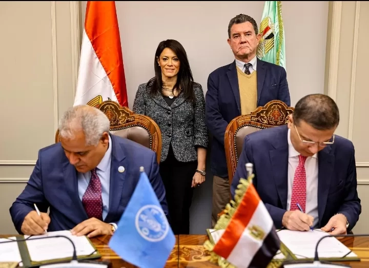 بحضور وزيرة التخطيط والتنمية الإقتصادية والتعاون الدولي : الزراعة والفاو يوقعان برتوكول تعاون لتنمية الثروة الحيوانية بتمويل من الوكالة الإيطالية للتنمية 27 - جريدة المساء