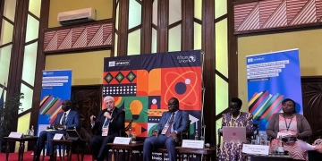 ''د.عاشور''يبحث توسيع التعاون بين الجامعات الافريقية خلال مشاركتة بمنتدى اليونيسكو بنيروبي 2 - جريدة المساء ''د.عاشور''يبحث توسيع التعاون بين الجامعات الافريقية خلال مشاركتة بمنتدى اليونيسكو بنيروبي 1 - جريدة المساء
