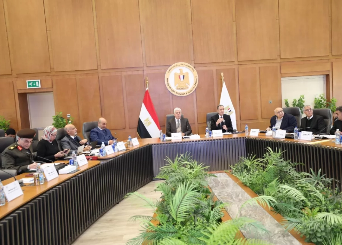 وزير التعليم العالي يتابع الموقف التنفيذي لإنشاء 17 جامعة تكنولوجية جديدة 19 - جريدة المساء