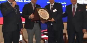 تكريم صادف أهله 2 - جريدة المساء تكريم صادف أهله 1 - جريدة المساء