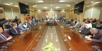 محافظ كفرالشيخ يناقش عددًا من طلبات واحتياجات الصيادين والمزارعين مع لجنة الزراعة بمجلس النواب 9 - جريدة المساء