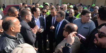 محافظ الدقهلية فى زيارته لجمصه والمنطقة الصناعية : كل الدعم للمستثمرين الجادين ومنطقة خدمات لعرض منتجاتهم 9 - جريدة المساء