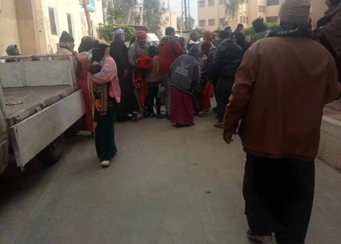 مصرع وإصابة 37 من عمال الحقول بطريق حفير شهاب الدين ببلقاس 17 - جريدة المساء