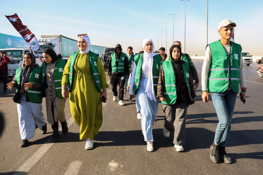 التحالف الوطنى: اصطاف مئات الشاحنات تمهيداً لإطلاق القافلة الإغاثية التاسعة لدعم غزة 21 - جريدة المساء