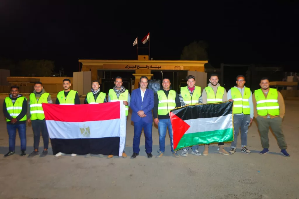 وصول شاحنات مساعدات صناع الخير إلي معبر رفح استعدادا لدخولها قطاع غزة  21 - جريدة المساء