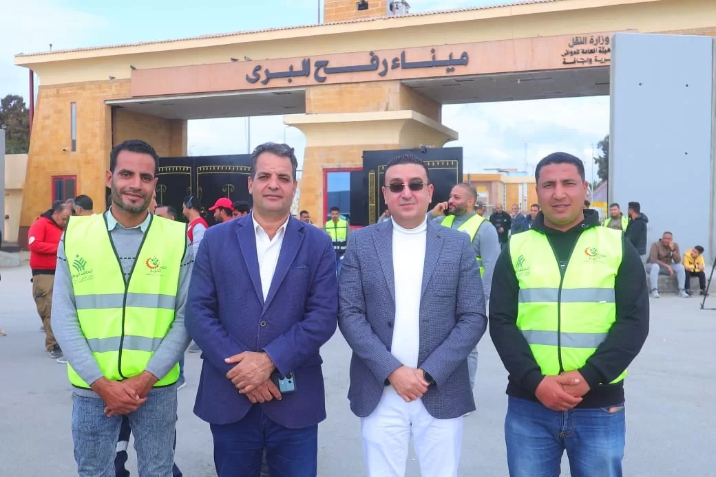 الرئيس التنفيذي لصناع الخير: ملتزمون بدعم قوافل الإغاثة للأشقاء فى قطاع غزة.. ومستعدون للمزيد 17 - جريدة المساء