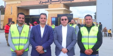 الرئيس التنفيذي لصناع الخير: ملتزمون بدعم قوافل الإغاثة للأشقاء فى قطاع غزة.. ومستعدون للمزيد 1 - جريدة المساء