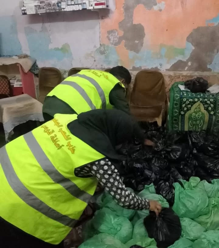 "الشعب الجمهوري" يوزع لحوم وسلع غذائية على الأهالي في قوص 40 - جريدة المساء "الشعب الجمهوري" يوزع لحوم وسلع غذائية على الأهالي في قوص 39 - جريدة المساء