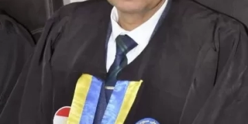 "الشفافية كمدخل لبناء الحوار وإدارة السياسات بمؤسسات المجتمع المحلي".. كتاب جديد للدكتور أحمد شورة 2 - جريدة المساء "الشفافية كمدخل لبناء الحوار وإدارة السياسات بمؤسسات المجتمع المحلي".. كتاب جديد للدكتور أحمد شورة 1 - جريدة المساء