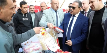 "سوق اليوم الواحد" بالشرقية يوفر احتياجات المواطنين من السلع بأسعار مخفضة بنسبة 30٪ 1 - جريدة المساء