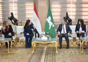 للمشاركة في إحتفالية "يدوم الفرح".. محافظ الشرقية يستقبل وزيرة التضامن الإجتماعي 75 - جريدة المساء