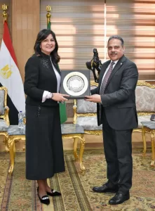 للمشاركة في إحتفالية "يدوم الفرح".. محافظ الشرقية يستقبل وزيرة التضامن الإجتماعي 67 - جريدة المساء
