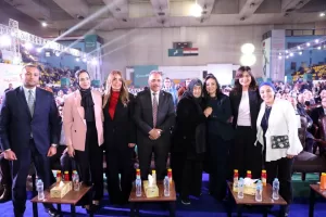 وزيرة التضامن الإجتماعي ومحافظ الشرقية يشهدان إحتفالية " يدوم الفرح" بالصالة المغطاة بالزقازيق 30 - جريدة المساء