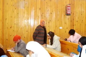 استمرار ماراثون امتحانات الفصل الدراسي الأول بكلية الحقوق بقنا 35 - جريدة المساء