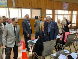 رئيس جامعة الزقازيق يتفقد أعمال تطوير الحرم الجامعي ويتابع سير الامتحانات 18 - جريدة المساء