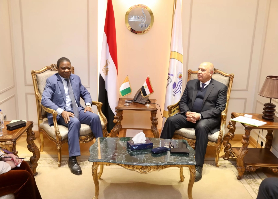 وزير الصناعة والنقل يبحث مع سفير كوت ديفوار تعزيز التعاون المشترك وزيادة حجم التبادل التجاري 19 - جريدة المساء