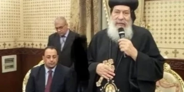 عميد كلية الحقوق بقنا يهنئ العاملين والطلاب الأقباط بعيد الميلاد المجيد 13 - جريدة المساء