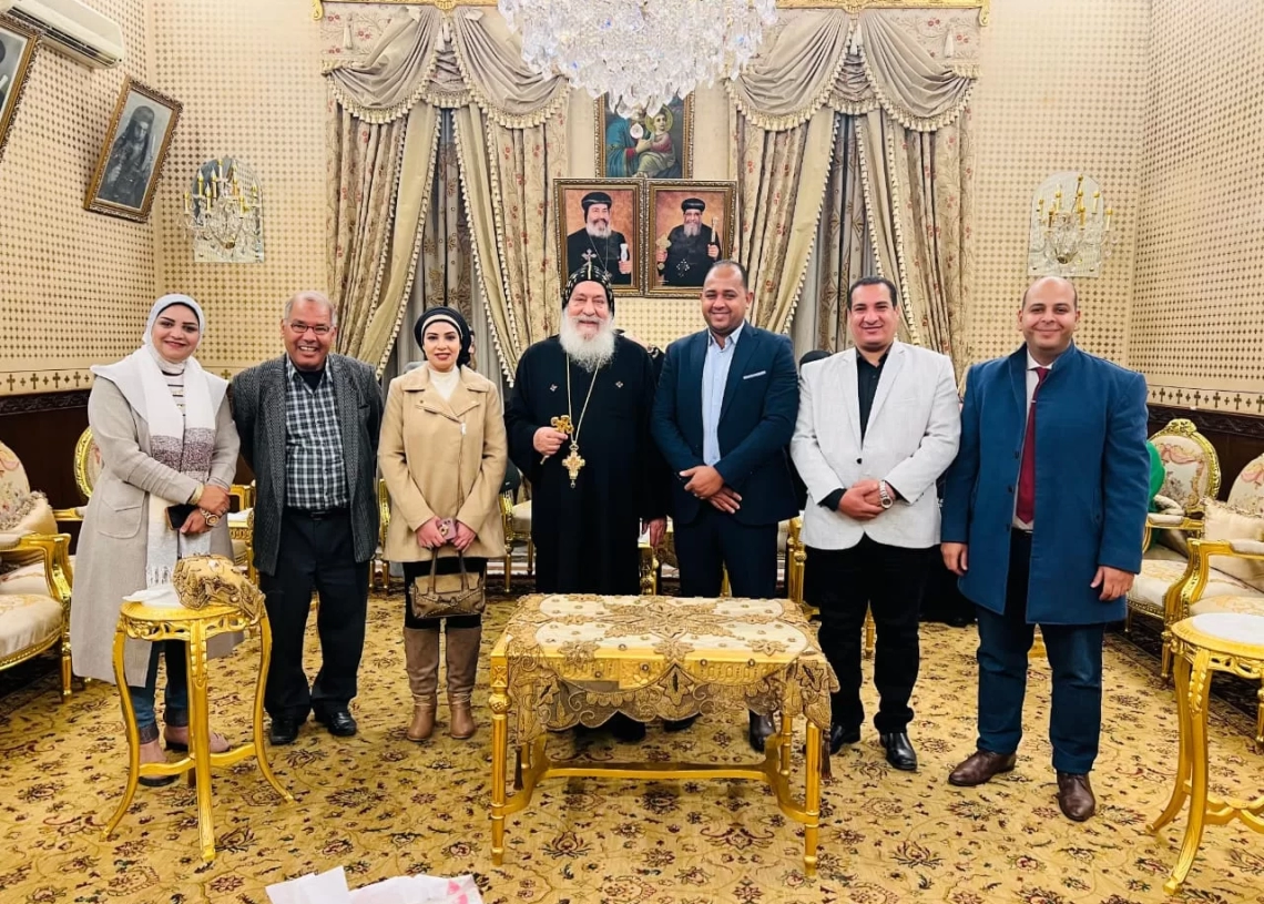 أعضاء نموذج محاكاة مجلس الشيوخ يزورون مطرانية قنا لتقديم التهنئة للأقباط بعيد الميلاد المجيد 20 - جريدة المساء أعضاء نموذج محاكاة مجلس الشيوخ يزورون مطرانية قنا لتقديم التهنئة للأقباط بعيد الميلاد المجيد 19 - جريدة المساء