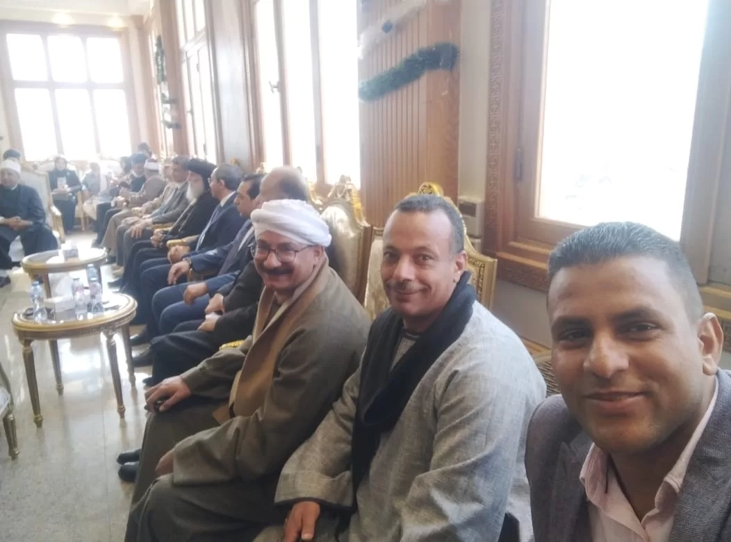 أعضاء نموذج محاكاة مجلس الشيوخ في قنا يواصلون زيارة الكنائس والمطرانيات لتهنئة الأقباط بعيد الميلاد المجيد 19 - جريدة المساء