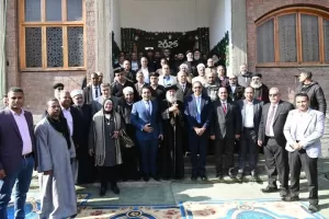أعضاء نموذج محاكاة مجلس الشيوخ في قنا يواصلون زيارة الكنائس والمطرانيات لتهنئة الأقباط بعيد الميلاد المجيد 33 - جريدة المساء