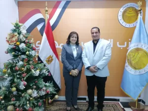 أعضاء نموذج محاكاة مجلس الشيوخ في قنا يزورون النائبة نجلاء باخوم للتهنئة بعيد الميلاد المجيد 31 - جريدة المساء