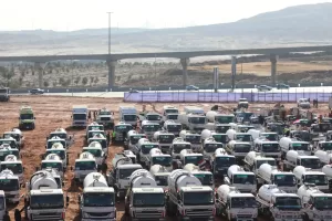 استعدادا للطواريء.. محافظ الجيزة يشهد أكبر اصطفاف بتاريخ المحافظة بإجمالي 752 سيارة ومعدة 55 - جريدة المساء