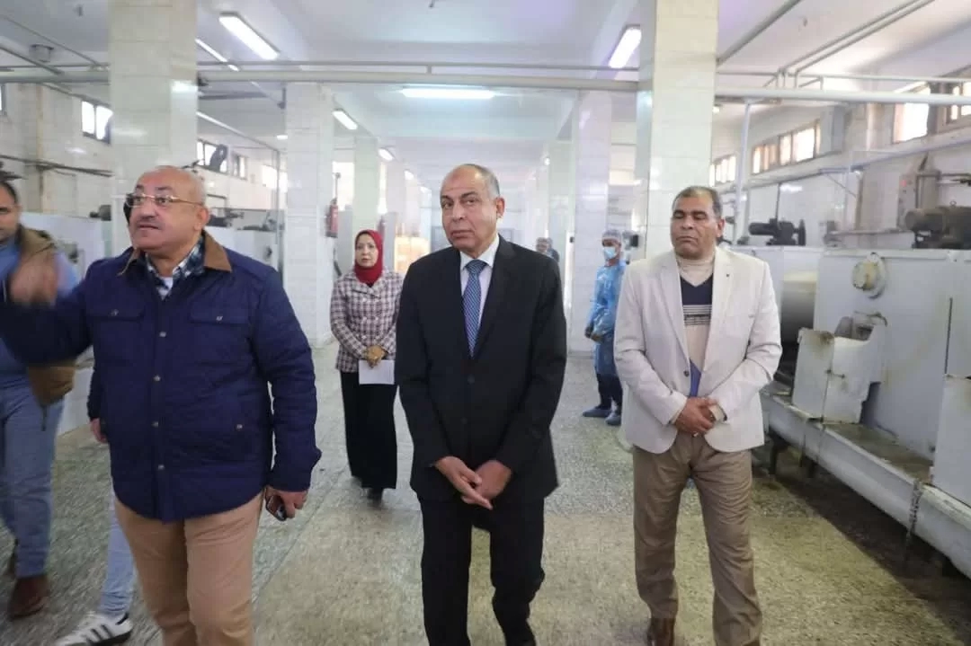 محافظ المنيا يتفقد مصانع سمالوط 19 - جريدة المساء