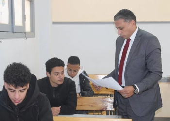 وكيل وزارة التعليم بالجيزة يطمئن الطلبة: تعويض الوقت الضائع في حال تأخر ورق الأسئلة 20 - جريدة المساء