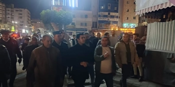 نائب محافظ مطروح يقود حملة ليلية مكبرة علي المحال التجارية المخالفة للقضاء على الاشغالات 9 - جريدة المساء