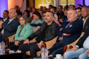 "مشوار نجاح".. جلسة حوارية في منتدى الشعب الجمهوري 25 - جريدة المساء