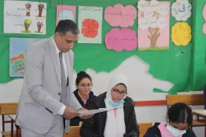 في أول أيام امتحانات الإعدادية.. وكيل وزارة التعليم بالجيزة يستبعد "رئيس لجنة" ببولاق الدكرور لإخلاله بتعليمات الاختبارات 25 - جريدة المساء