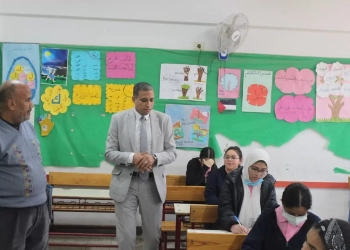 في أول أيام امتحانات الإعدادية.. وكيل وزارة التعليم بالجيزة يستبعد "رئيس لجنة" ببولاق الدكرور لإخلاله بتعليمات الاختبارات 33 - جريدة المساء