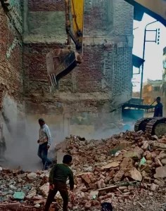 اكرم جلال: لاتهاون في تنفيذقرارات الازالة للمباني الآيلةللسقوط بالاسماعيلية 37 - جريدة المساء