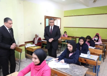 ختامها "مش مسك" | طلاب إعدادية القاهرة والجيزة يشكون من صعوبة امتحان الدراسات 17 - جريدة المساء