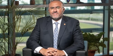 بعد انطلاق خدمة الwifi فى مصر أد. يمن أميري: الخدمة تمثل نقلة نوعية ونسعى دائما لتبني أحدث الابتكارات العالمية وتقديمها بالسوق المصرى 1 - جريدة المساء