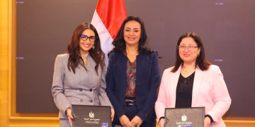 "باب أمل" يتسع ذراعيه بشراكة بين التضامن ومؤسسة ساويرس للقضاء على الفقر المدقع 1 - جريدة المساء