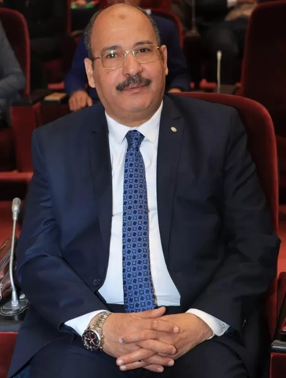 إيهاب محمد حسين.. مديرًا لإدارة مكتب رئيس جامعة سوهاج 16 - جريدة المساء إيهاب محمد حسين.. مديرًا لإدارة مكتب رئيس جامعة سوهاج 15 - جريدة المساء