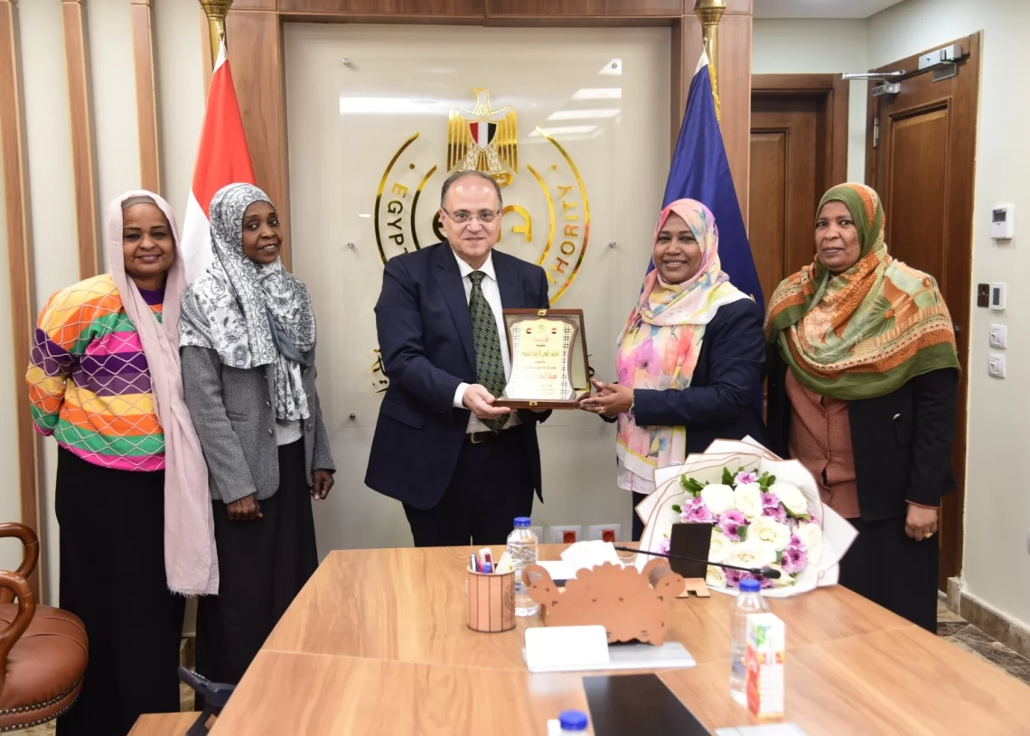 رئيس هيئة الدواء استقبل مديرة مكتب المجلس القومي للأدوية والسموم السوداني 17 - جريدة المساء