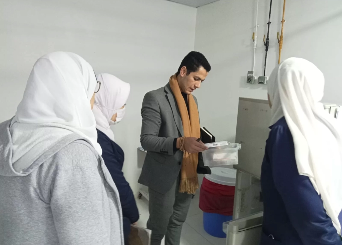 الصحة: فريق المراجعة الداخلية تفقد مستشفى سيدي سالم وأوصي بتحويل المتسببين في واقعة المستلزمات غير المخزنة بطريقة سليمة للتحقيق 15 - جريدة المساء