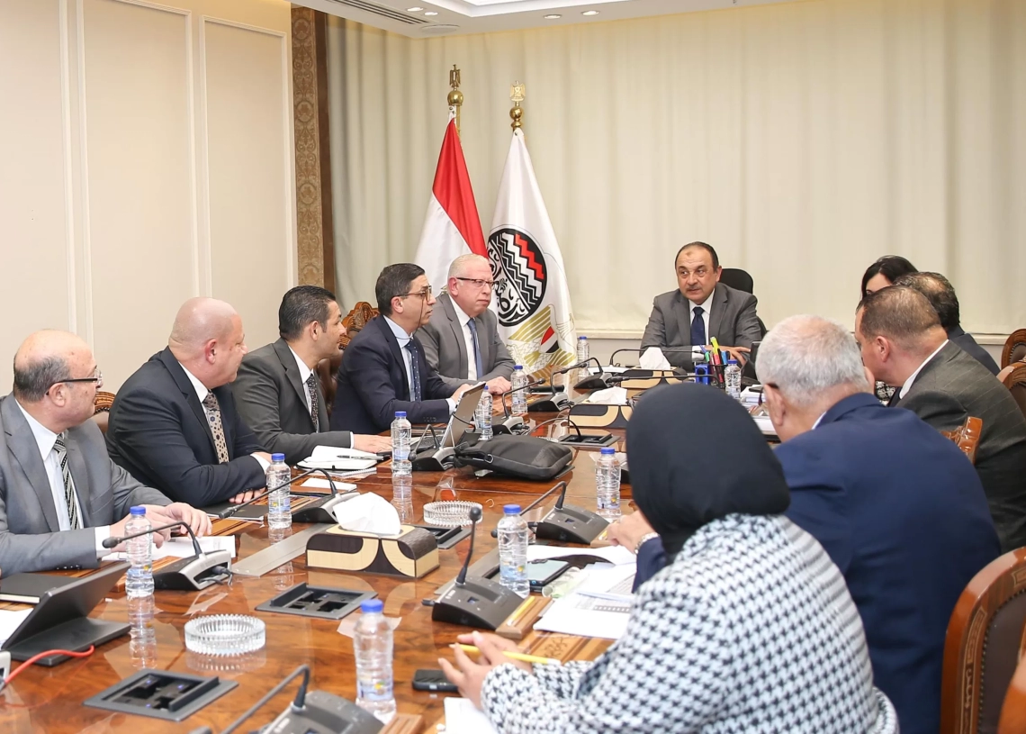 م. محمد شيمي: مجمع كفر الدوار يضم 6 مصانع متكاملة.. ويمثل خطوة مهمة لتطوير صناعة الغزل والنسيج وتعزيز القدرات الإنتاجية والتنافسية 18 - جريدة المساء