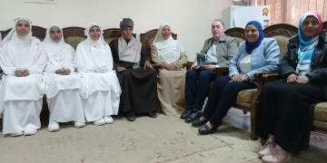 الشقيقات الثمانية بـ "شطورة" يحفظن القرآن الكريم كاملا.. يتربعن عرش التلاوة وكتبن القرآن بأيديهن 1 - جريدة المساء