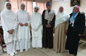 الشقيقات الثمانية بـ "شطورة" يحفظن القرآن الكريم كاملا.. يتربعن عرش التلاوة وكتبن القرآن بأيديهن 25 - جريدة المساء