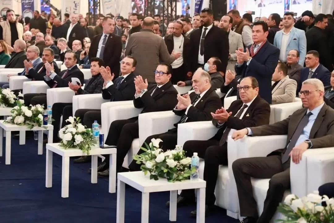 توزيع جهاز 150 عروسة و100 رحلة عمرة.. في احتفالية بالشرقية بحضور الأمين العام بـ"مستقبل وطن" وقيادات الأمانة 19 - جريدة المساء