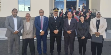 أعضاء محاكاة مجلس الشيوخ بقنا يهنئون مدير الأمن بعيد الشرطة الـ73 2 - جريدة المساء أعضاء محاكاة مجلس الشيوخ بقنا يهنئون مدير الأمن بعيد الشرطة الـ73 1 - جريدة المساء