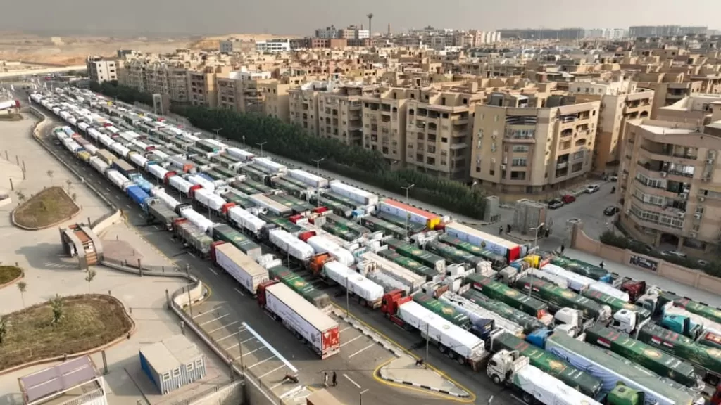 رئيس الوزراء يشهد إطلاق "صندوق تحيا مصر" أكبر قافلة مساعدات إنسانية للأشقاء الفلسطينيين 7 - جريدة المساء