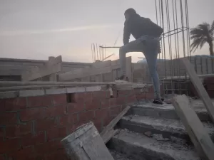 محافظة الجيزة تزيل ٢٠ حالة تعد علي الأراضي الزراعية وأملاك الدولة بمنشأة القناطر والصف وأطفيح 21 - جريدة المساء