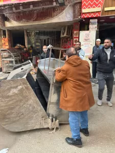 محافظة الجيزة ترفع ٦٠٠ حالة إشغال للمحال والباعة الجائلين بعدة مناطق بالهرم (صور) 32 - جريدة المساء