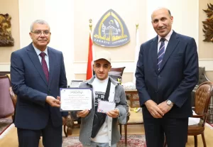 رئيس جامعة الزقازيق يُكَرِّمُ الطلاب الفائزين في فعاليات اللقاء الرياضي للأشخاص ذوى الإعاقة "بارالمبياد الجامعات المصرية" 42 - جريدة المساء رئيس جامعة الزقازيق يُكَرِّمُ الطلاب الفائزين في فعاليات اللقاء الرياضي للأشخاص ذوى الإعاقة "بارالمبياد الجامعات المصرية" 41 - جريدة المساء