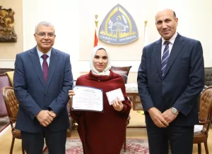 رئيس جامعة الزقازيق يُكَرِّمُ الطلاب الفائزين في فعاليات اللقاء الرياضي للأشخاص ذوى الإعاقة "بارالمبياد الجامعات المصرية" 22 - جريدة المساء رئيس جامعة الزقازيق يُكَرِّمُ الطلاب الفائزين في فعاليات اللقاء الرياضي للأشخاص ذوى الإعاقة "بارالمبياد الجامعات المصرية" 21 - جريدة المساء