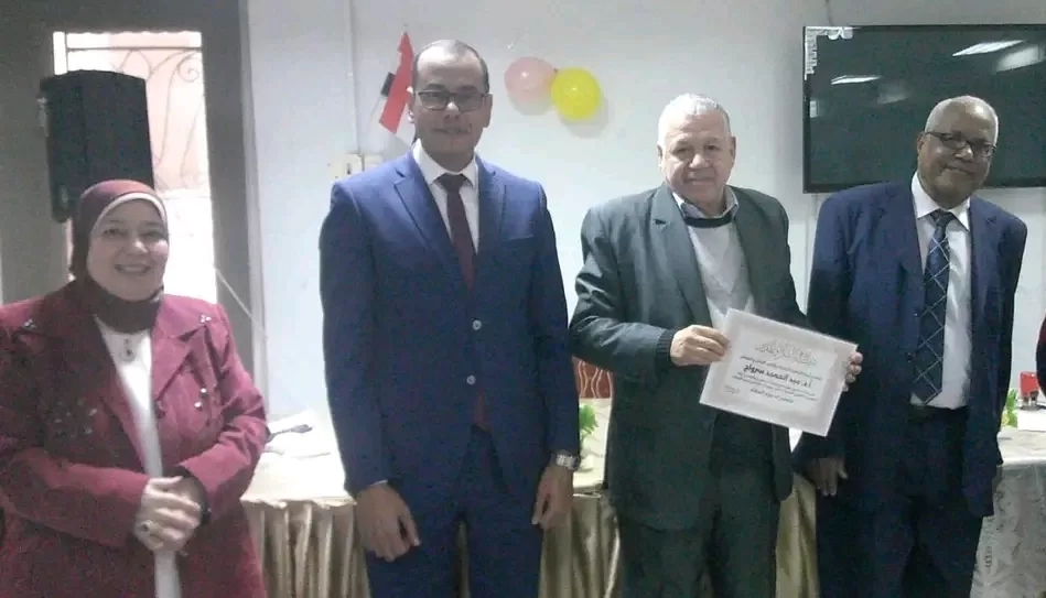 قسم الباطنة العامة بطب القناة يُكرم رموزه في يوم الوفاء 38 - جريدة المساء